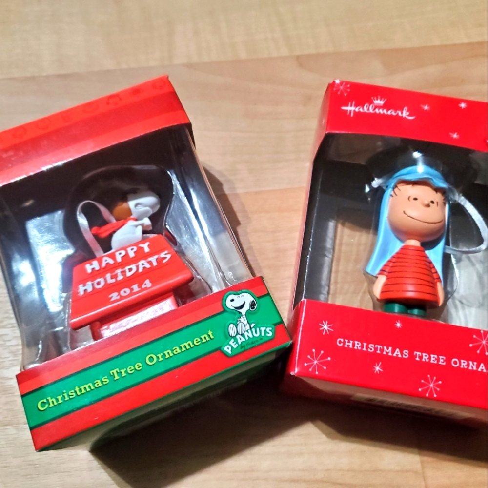 Christmas vintage peanuts Ornaments NIB
